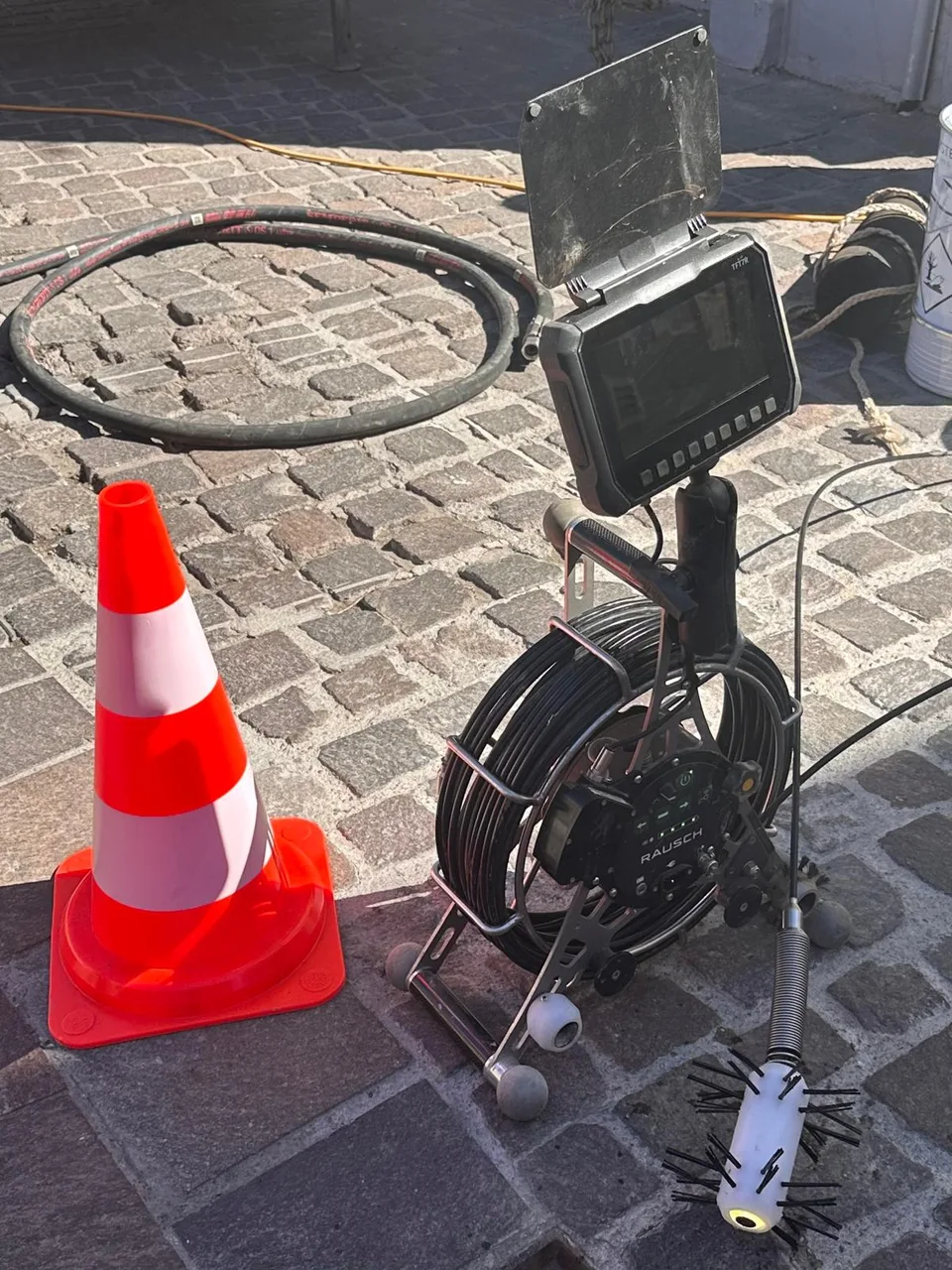 Caméra d'inspection vidéo sur chariot avec écran — ARC Assainissement